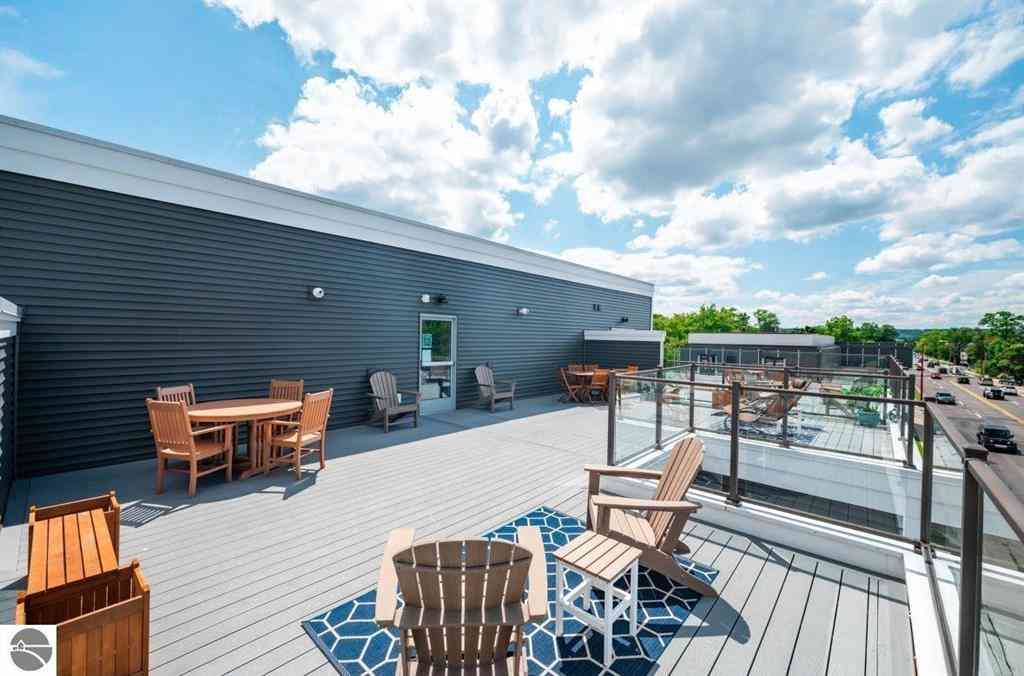 Condo For Sale - 914 E Front Street <br/> Traverse City, MI 49686
