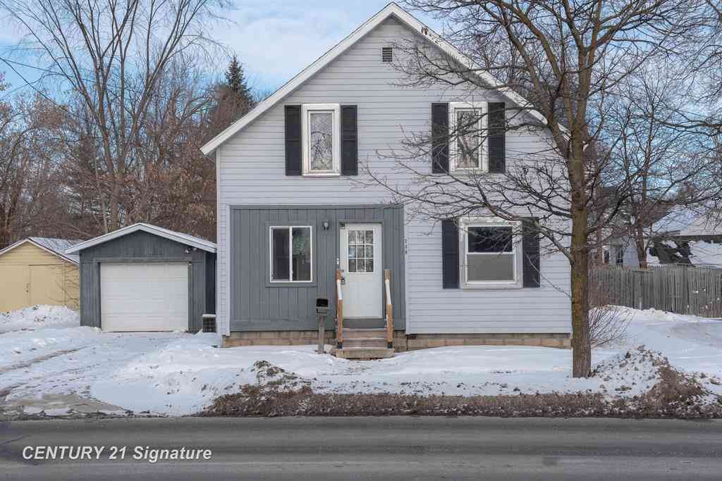 Homes For Sale - 208 W Indian Street <br/> Midland, MI 48640