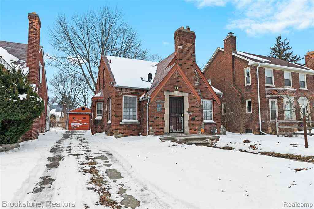 Homes For Sale - 16167 Gilchrist Street <br/> Detroit, MI 48235