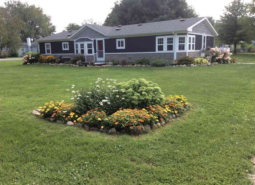 Homes For Sale - 580 S Snyder Street <br/> Marcellus, MI 49067