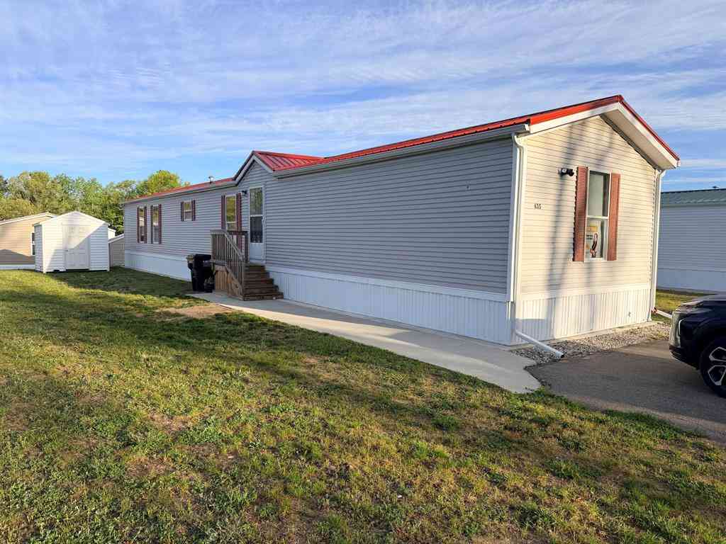 Homes For Sale - 635 Sunfish  <br/> Newaygo, MI 49337