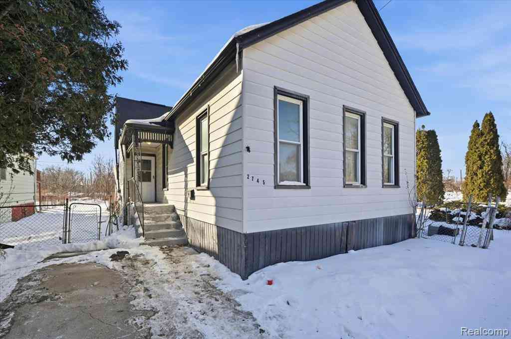Homes For Sale - 2745 Vermont St  <br/> Detroit, MI 48216