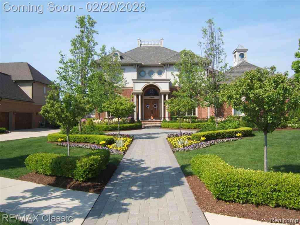 Homes For Sale - 17905 Parkshore Drive <br/> Wayne County, Northville, MI 48168