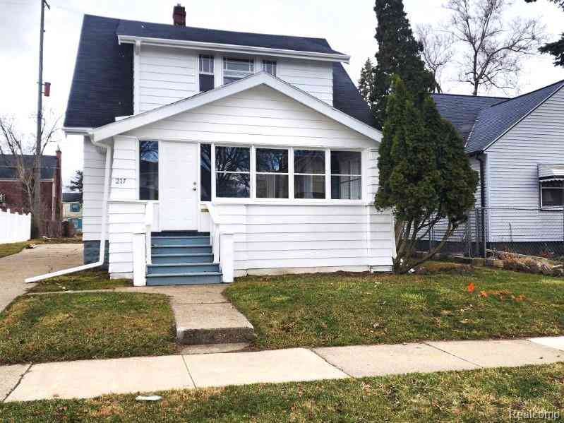 Homes For Sale - 217 W Dewey Street <br/> Flint, MI 48505
