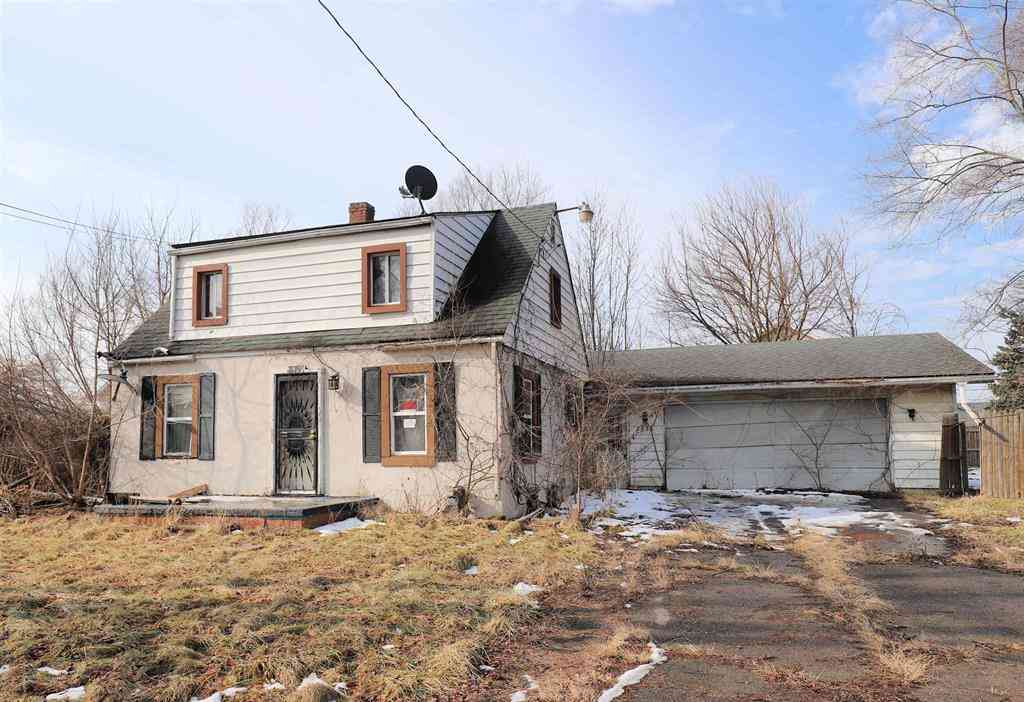 Homes For Sale - 3056 Shaw Street <br/> Genesee County, Burton, MI 48529