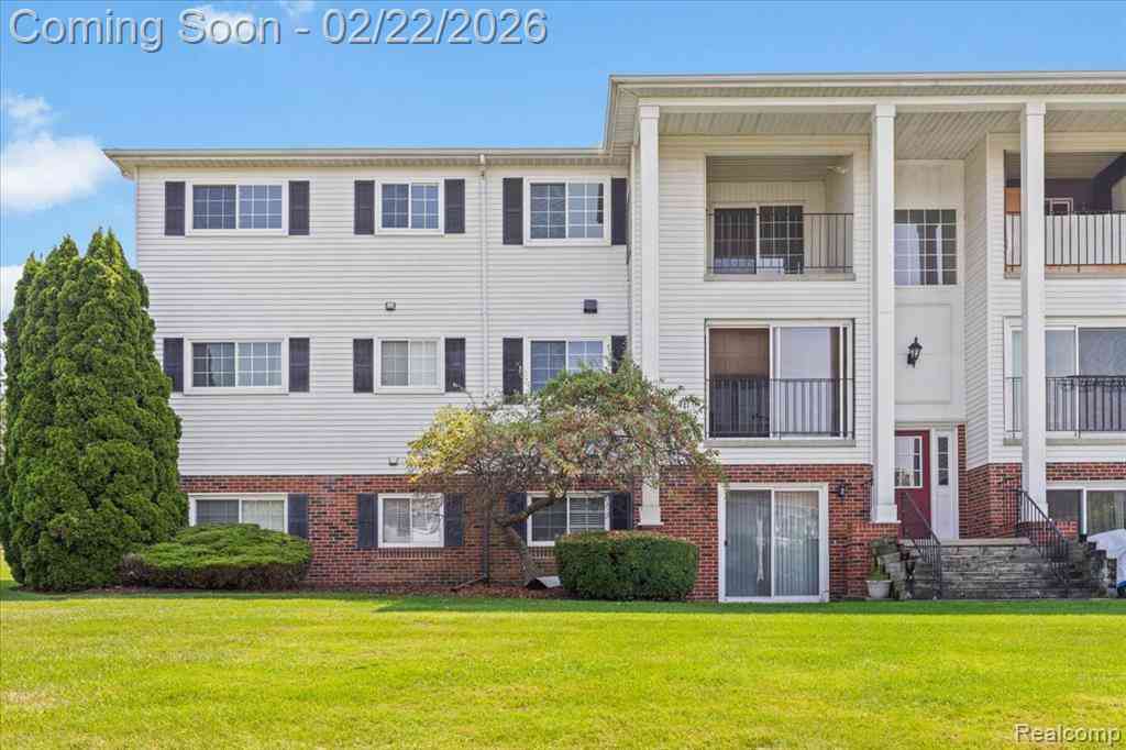 Condo For Sale - 440 Baldwin Avenue  #63<br/> Rochester, MI 48307