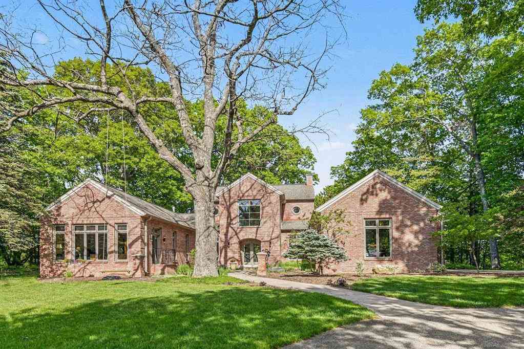 Homes For Sale - N3870 N Grand Oak Drive <br/> Iron Mountain, MI 49801
