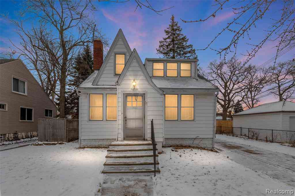 Homes For Sale - 1015 W Marshall Street <br/> Ferndale, MI 48220
