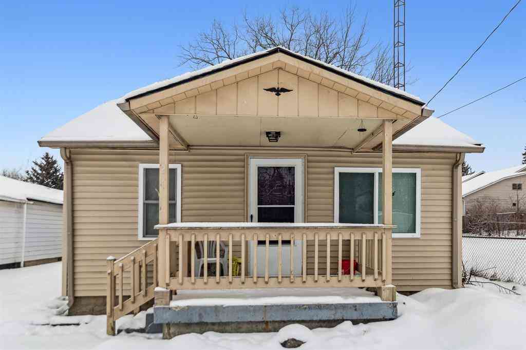 Homes For Sale - 1121 W Boatfield Avenue <br/> Flint, MI 48507