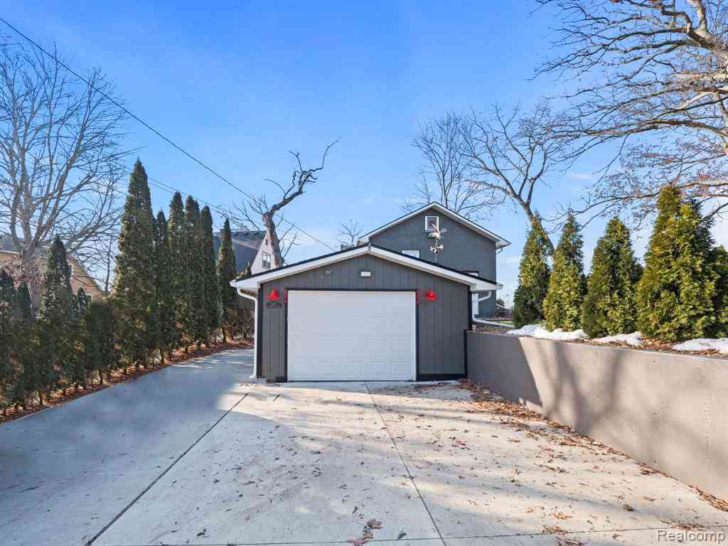 Homes For Rent - 227 Shotwell Street <br/> White Lake, MI 48386