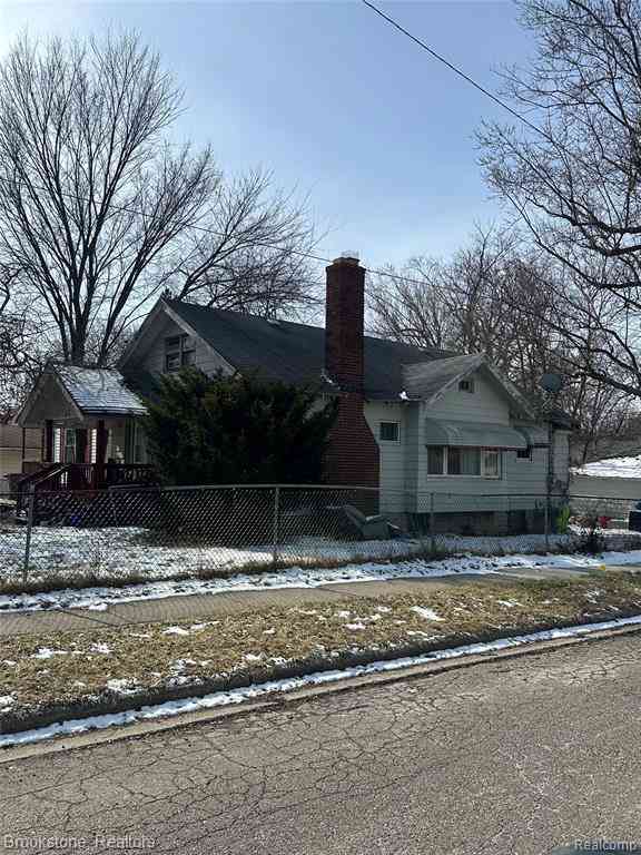 Homes For Sale - 82 Earlmoor Boulevard <br/> Pontiac, MI 48341