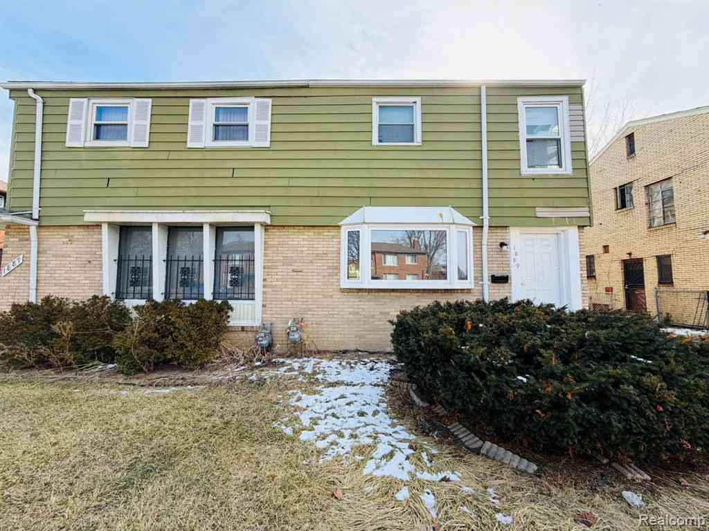 Homes For Sale - 1889 Ewald Circle <br/> Detroit, MI 48238