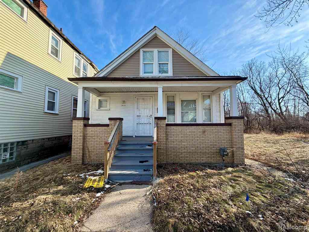 Homes For Sale - 5044 Mcclellan Street <br/> Detroit, MI 48213