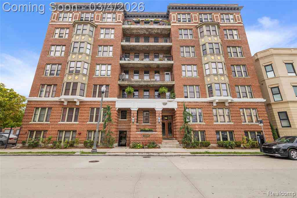 Condo For Sale - 78 Watson Street <br/> Detroit, MI 48201