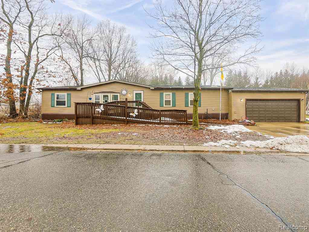 Homes For Sale - 2015 Plum Street <br/> Clarkston, MI 48348