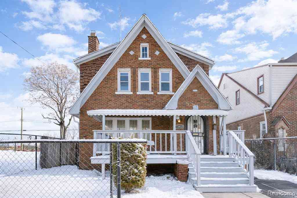 Homes For Sale - 13932 Roselawn Street <br/> Detroit, MI 48238