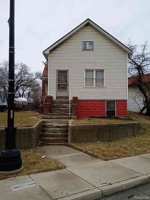 Homes For Sale - 2660 W Vernor Highway <br/> Detroit, MI 48216