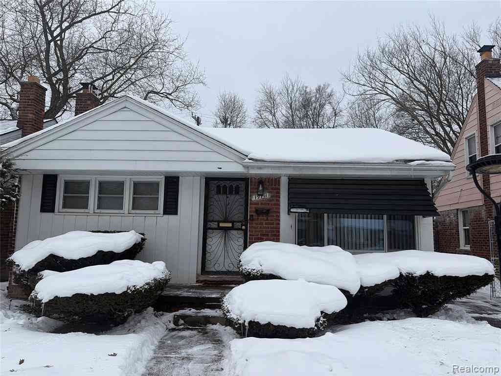 Homes For Sale - 19711 Greydale Avenue <br/> Detroit, MI 48219