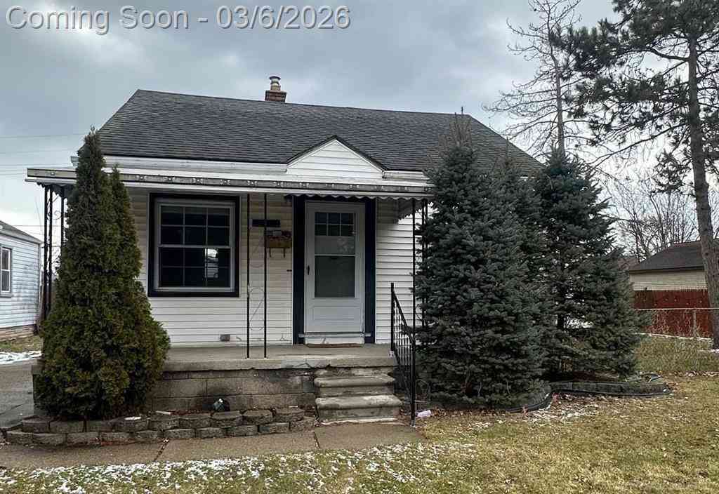 Homes For Sale - 22046 Cushing Avenue <br/> Eastpointe, MI 48021