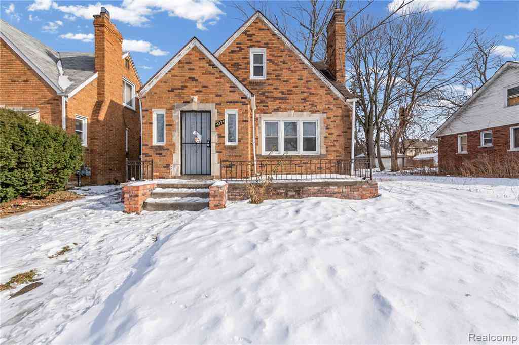 Homes For Sale - 14774 Woodmont Avenue <br/> Detroit, MI 48227