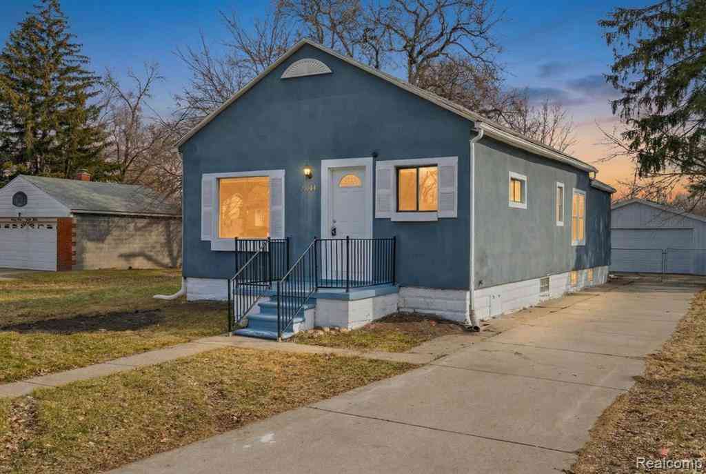 Homes For Sale - 21044 Sunset Avenue <br/> Warren, MI 48091
