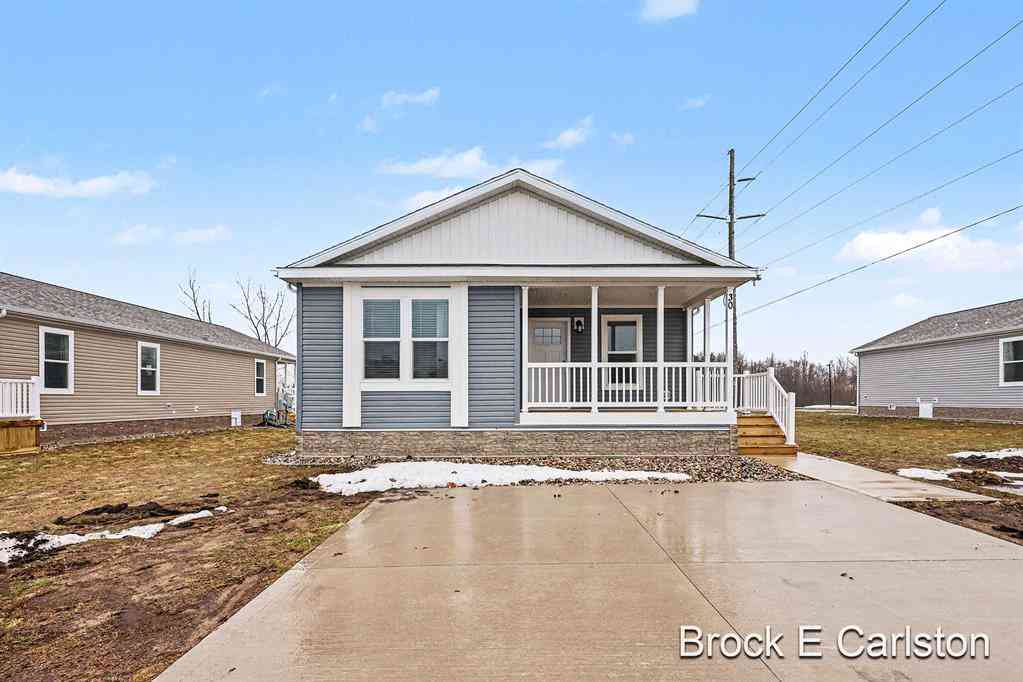 Homes For Sale - 1283 E Ellis Road  #30<br/> Muskegon County, Norton Shores, MI 49441
