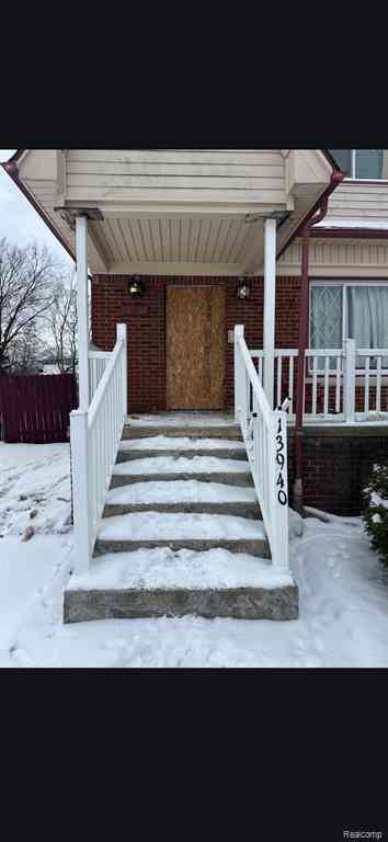 Homes For Sale - 13940 Mayfield Street <br/> Detroit, MI 48205