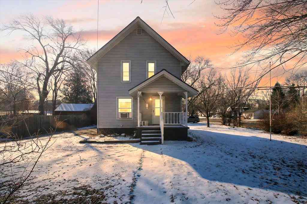 Homes For Sale - 800 Ely Street <br/> Alma, MI 48801