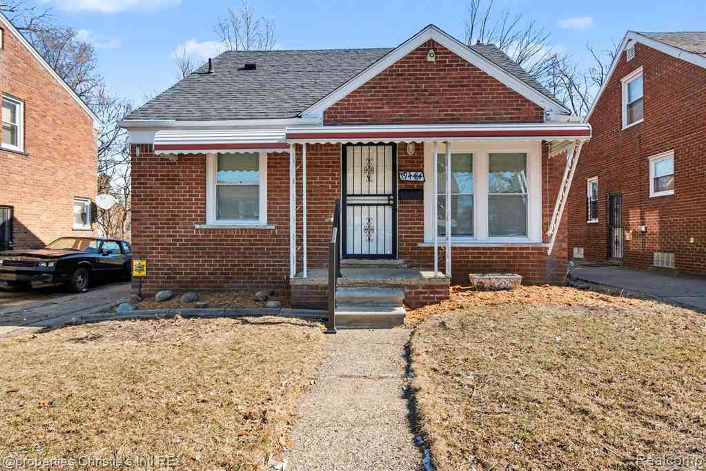 Homes For Sale - 19444 Ryan Road <br/> Detroit, MI 48234