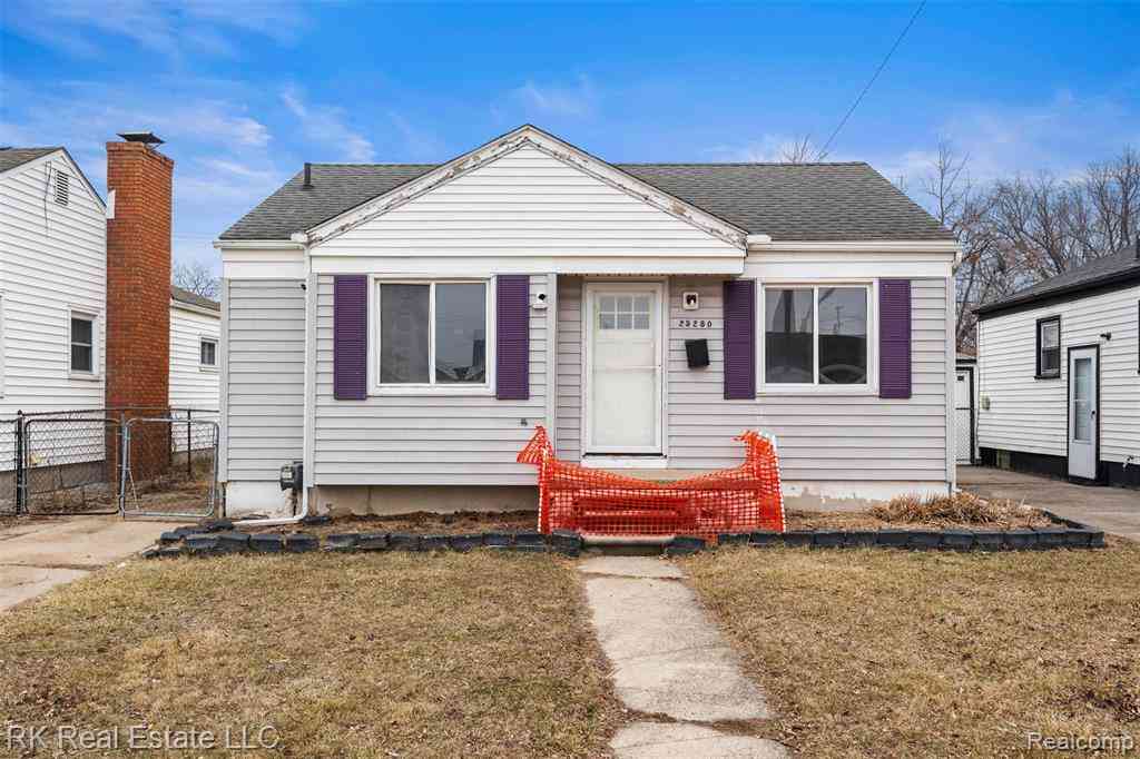 Homes For Sale - 25280 Dale Street <br/> Roseville, MI 48066