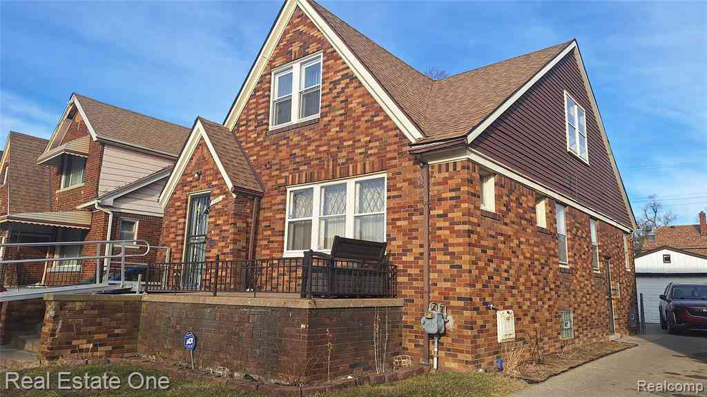 Homes For Sale - 15094 Strathmoor Street <br/> Detroit, MI 48227