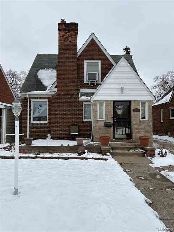 Homes For Sale - 18668 Robson Street <br/> Detroit, MI 48235