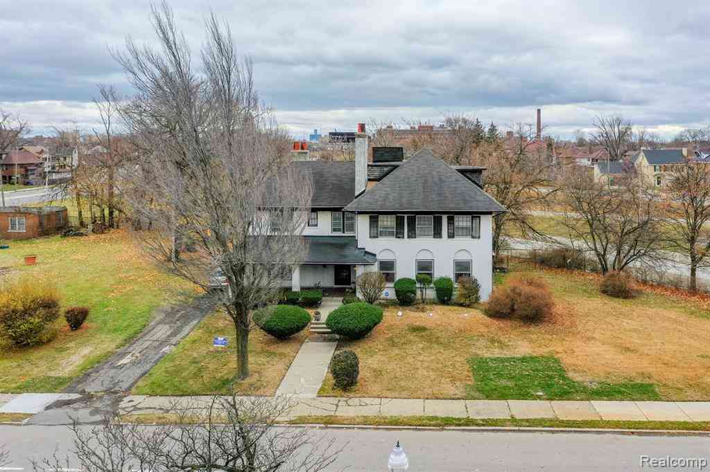 Homes For Sale - 1135 Chicago Boulevard <br/> Detroit, MI 48202