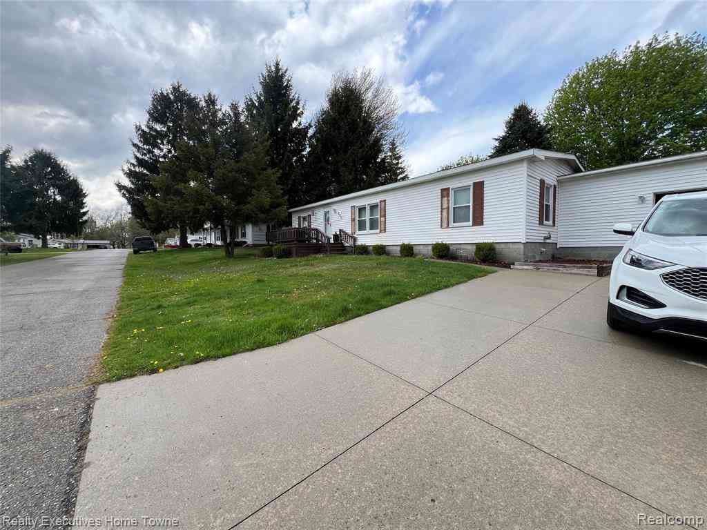 Homes For Sale - 2211 Mark Street  #69<br/> Sanilac County, Croswell, MI 48422