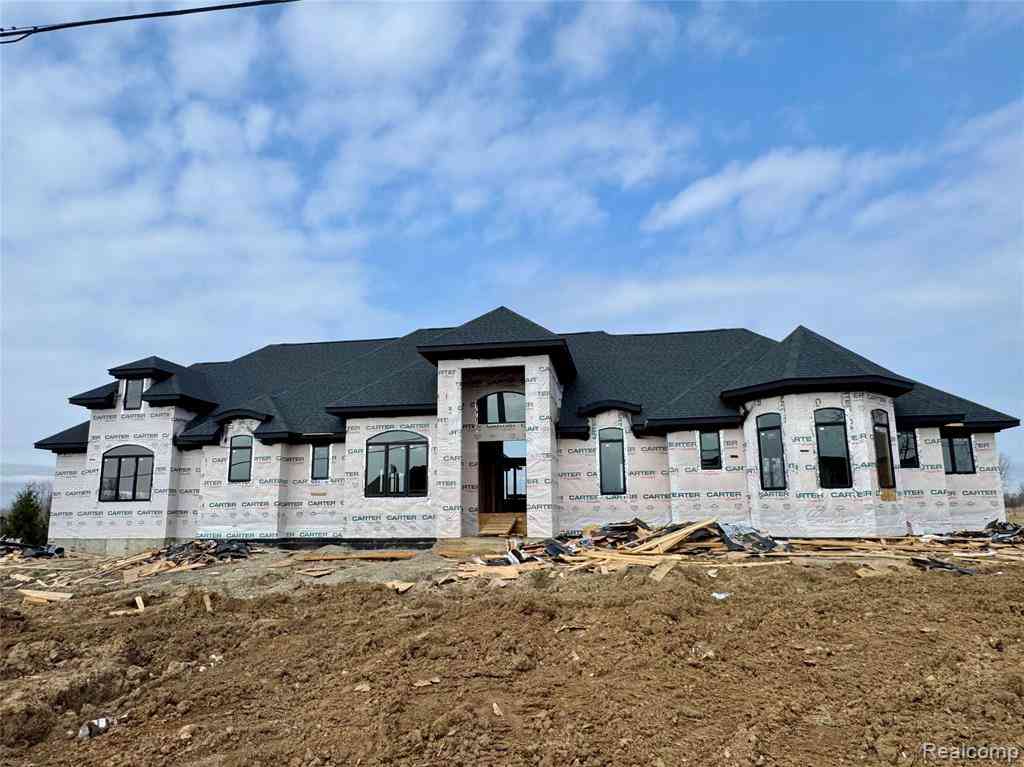 Homes For Sale - 6281 31 Mile Road <br/> Macomb County, Washington, MI 48095