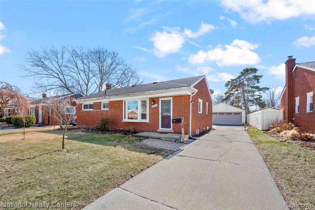 Homes For Sale - 28923 Westfield Street <br/> Livonia, MI 48150