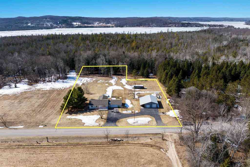 Homes For Sale - 1394 S Derenzy Road <br/> Bellaire, MI 49615