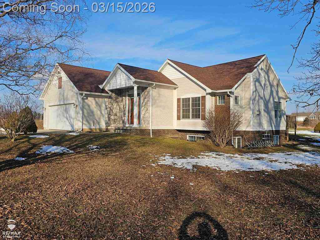 Homes For Sale - 2431 S Morrice Road <br/> Owosso, MI 48867
