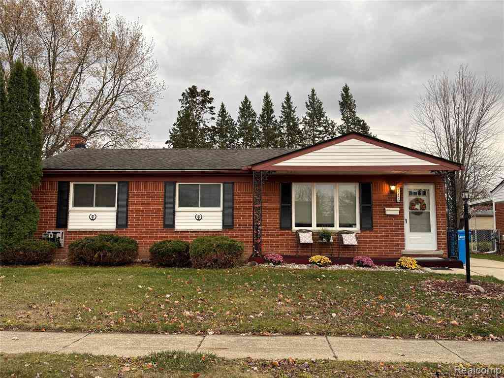 Homes For Rent - 740 Sheffield Drive <br/> Madison Heights, MI 48071