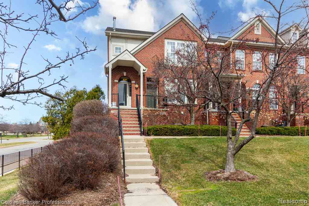 Condo For Sale - 25508 Saint James  <br/> Southfield, MI 48075