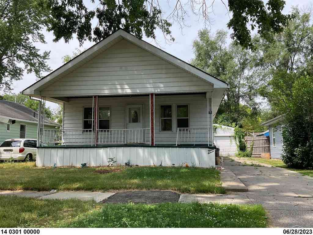 Homes For Sale - 1511 Barnard Street <br/> Saginaw, MI 48602