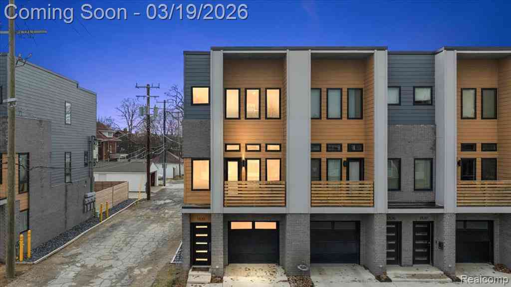 Condo For Sale - 1531 Pallister Street <br/> Detroit, MI 48206