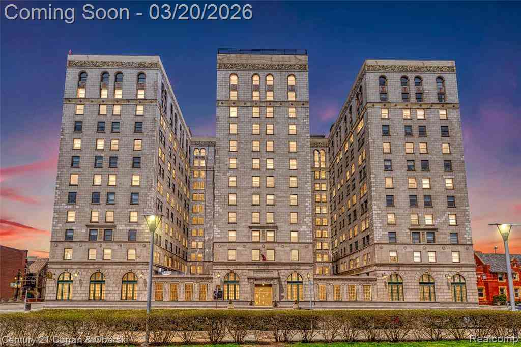 Condo For Sale - 15 E Kirby Street  #1104<br/> Detroit, MI 48202