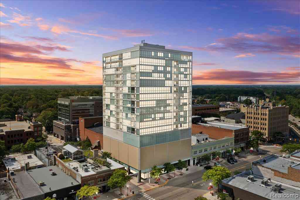 Condo For Rent - 432 S Washington Avenue  #1506<br/> Royal Oak, MI 48067