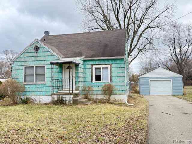 Homes For Sale - 2251 Howe Road <br/> Genesee County, Burton, MI 48519