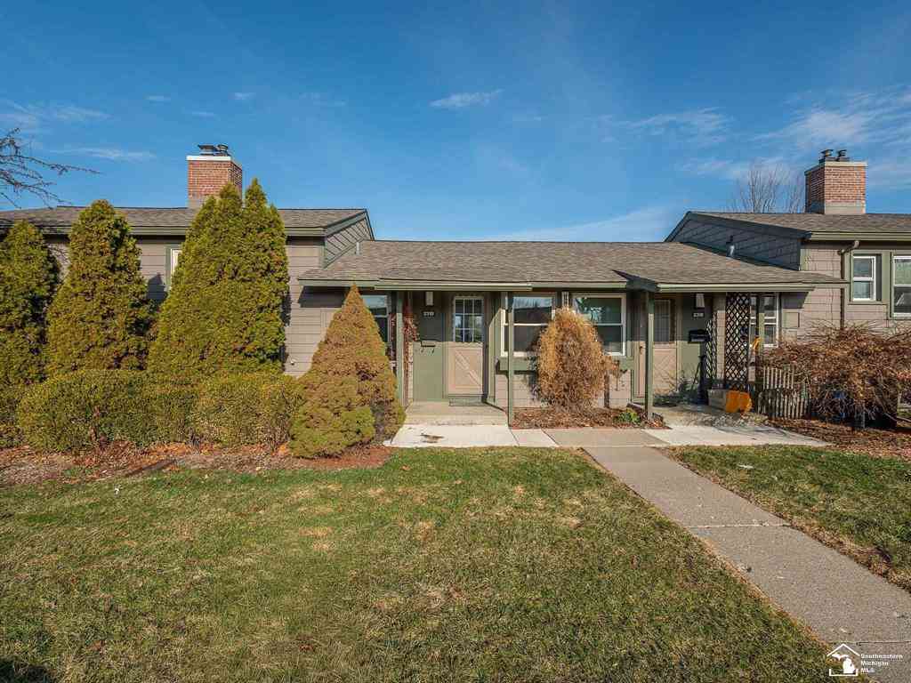 Condo For Sale - 2318 Pittsfield Boulevard <br/> Ann Arbor, MI 48104