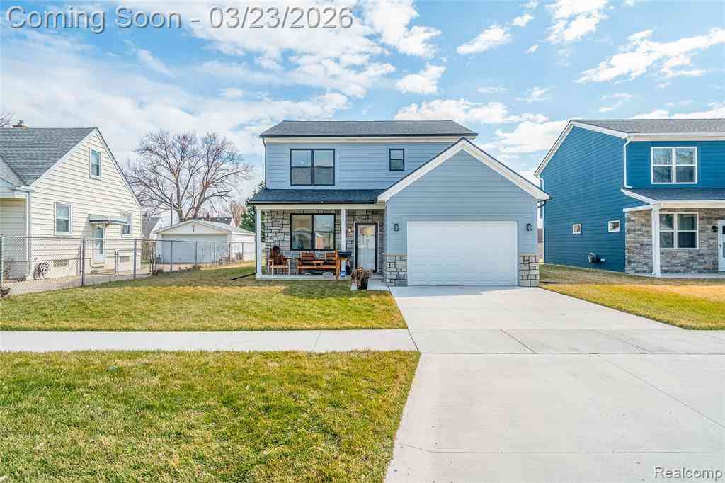 Homes For Sale - 25800 Groveland  <br/> Macomb County, Roseville, MI 48066
