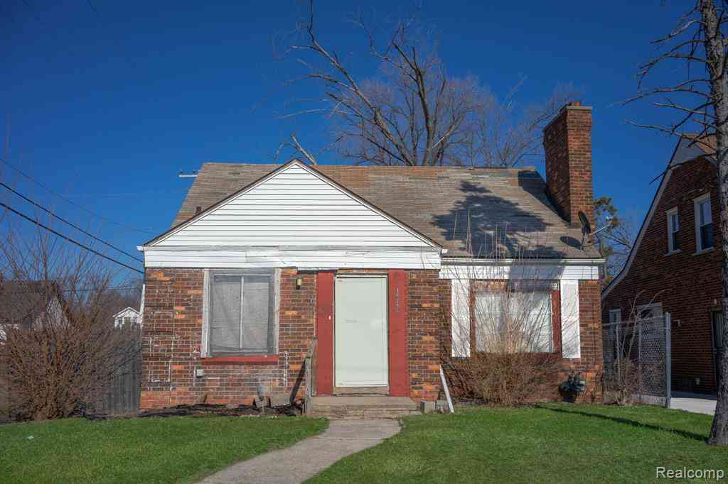 Homes For Sale - 10785 E Outer Drive <br/> Detroit, MI 48224