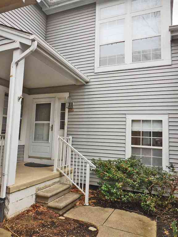 Condo For Rent - 4314 Hillside Drive <br/> Ann Arbor, MI 48105