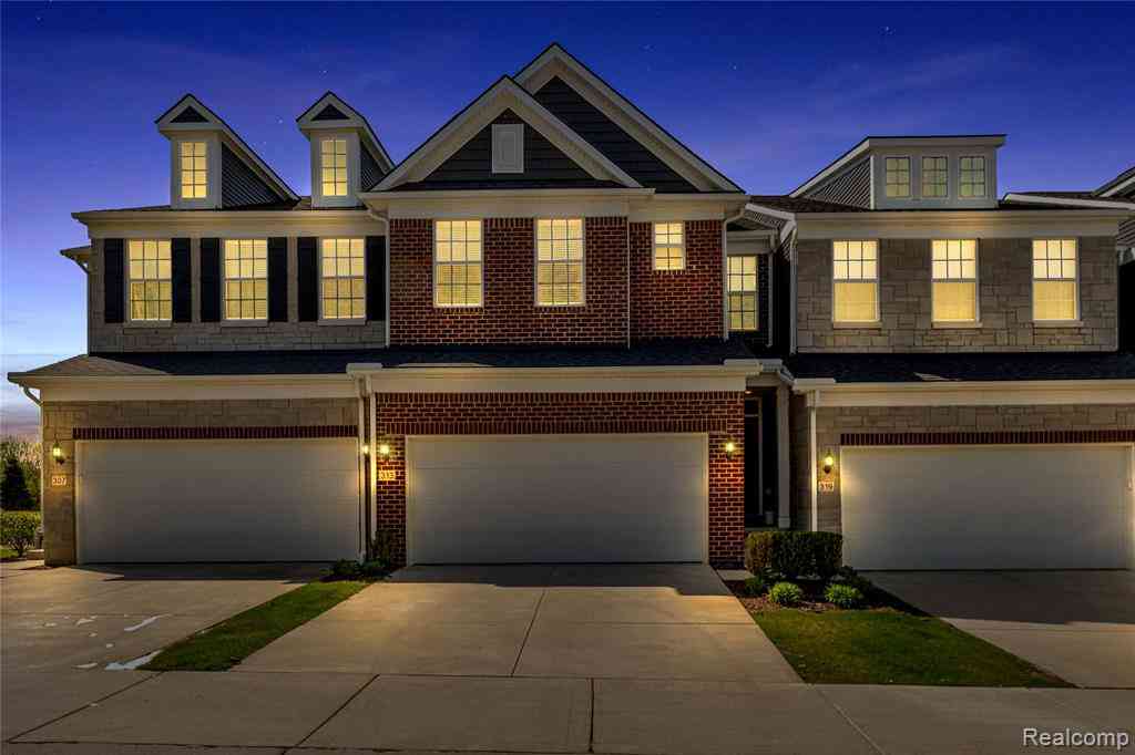 Condo For Sale - 313 Strawberry Drive <br/> Rochester, MI 48307